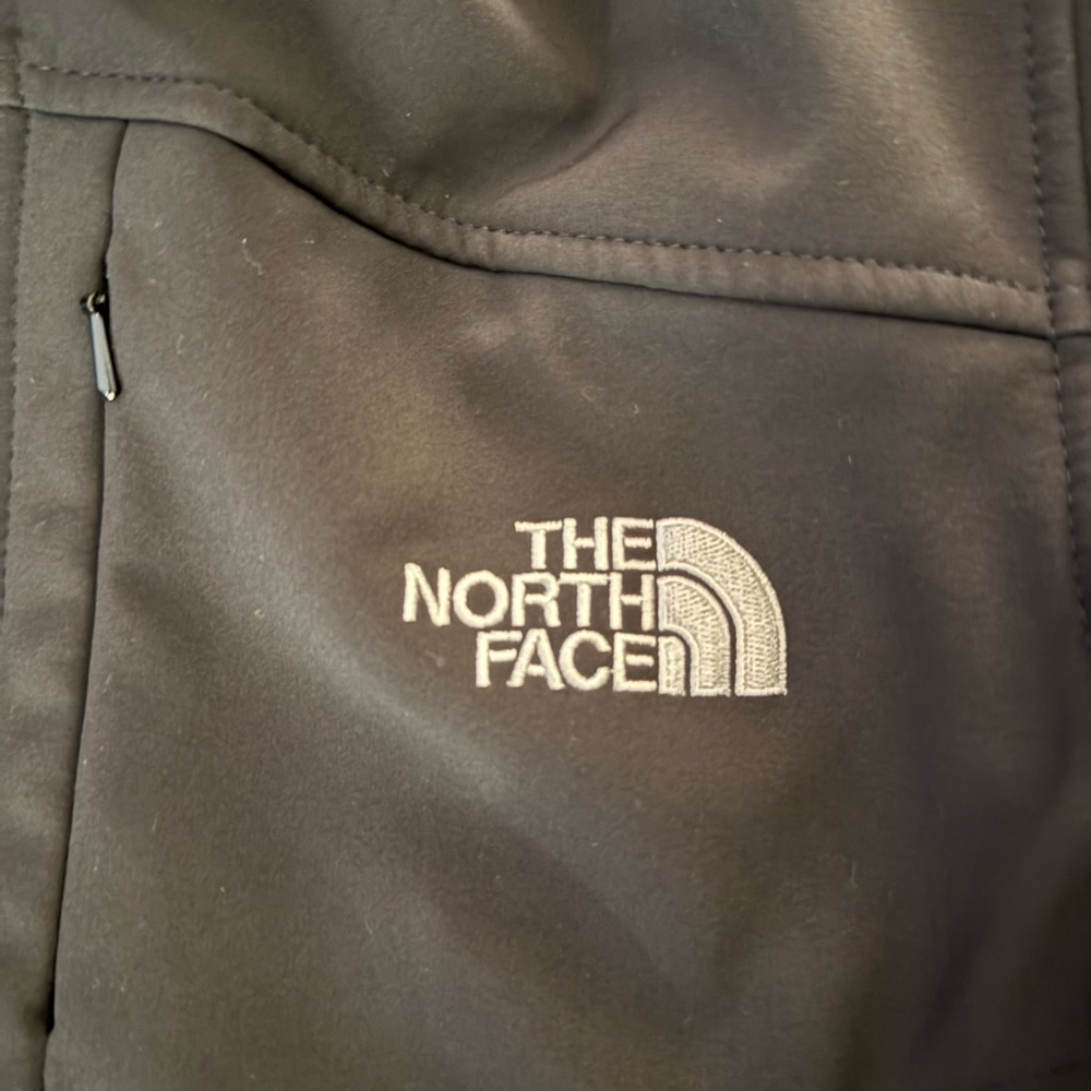 The North Face Performance Softshell Full-Zip Ath… - image 4